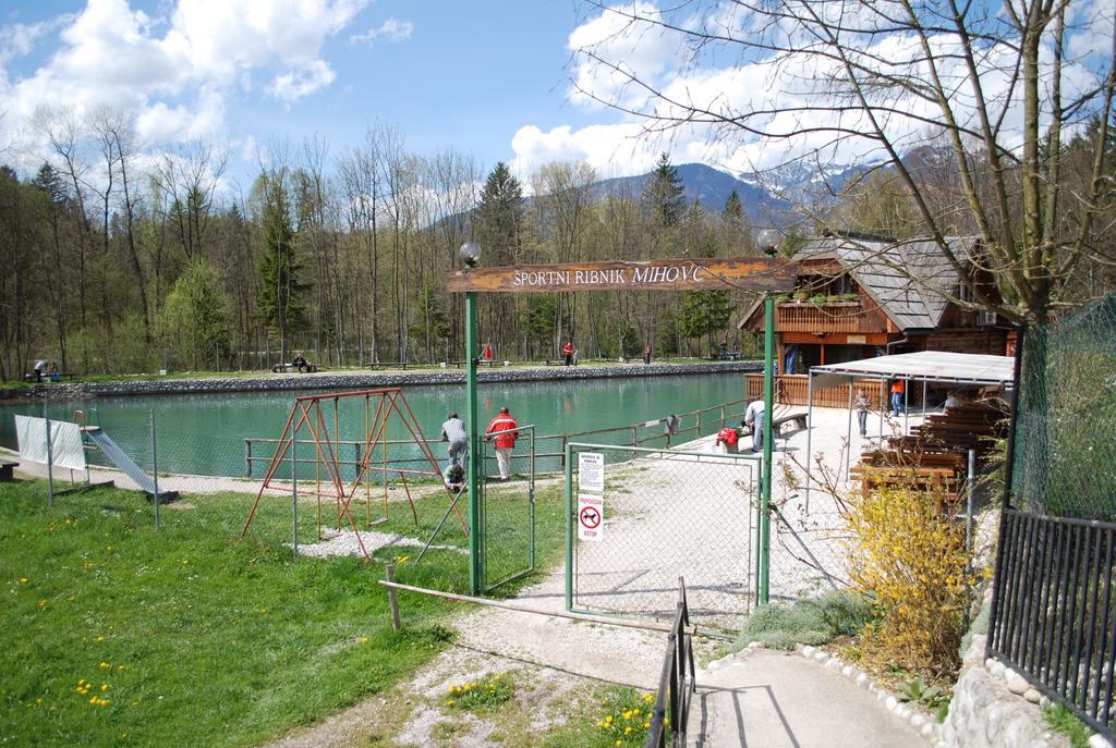 Apartma Mihovc Kamnik Quarto foto